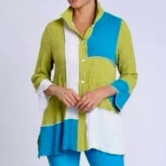 Ali Miles Colorblock Wire Collar Crinkle Button Front Oversized Top SZ Medium - Picture 1 of 11